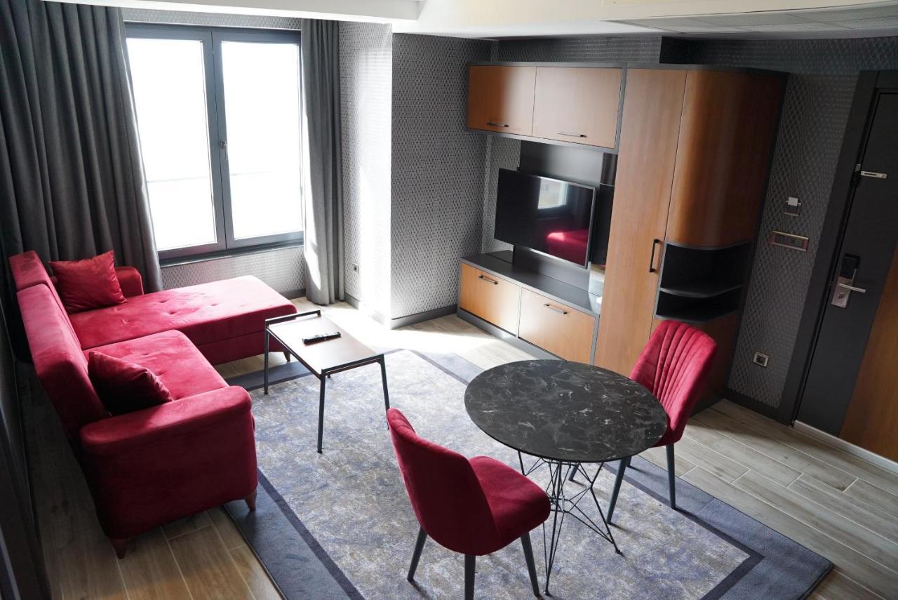 Nova Vista Deluxe & Suites A Member Of Radisson Individuals เอสเกซีเฮียร์ ภายนอก รูปภาพ